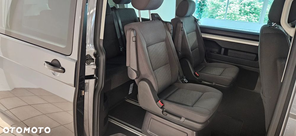 Volkswagen Multivan 2.0 TDI L1 Comfortline DSG - 11