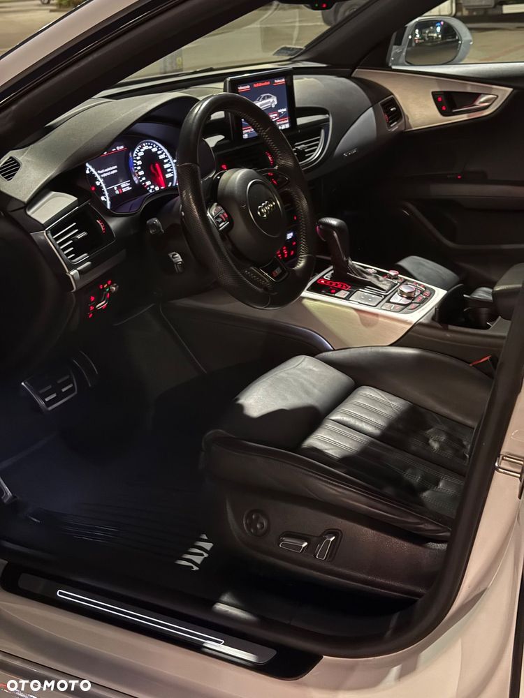 Audi A7 Sportback - 18