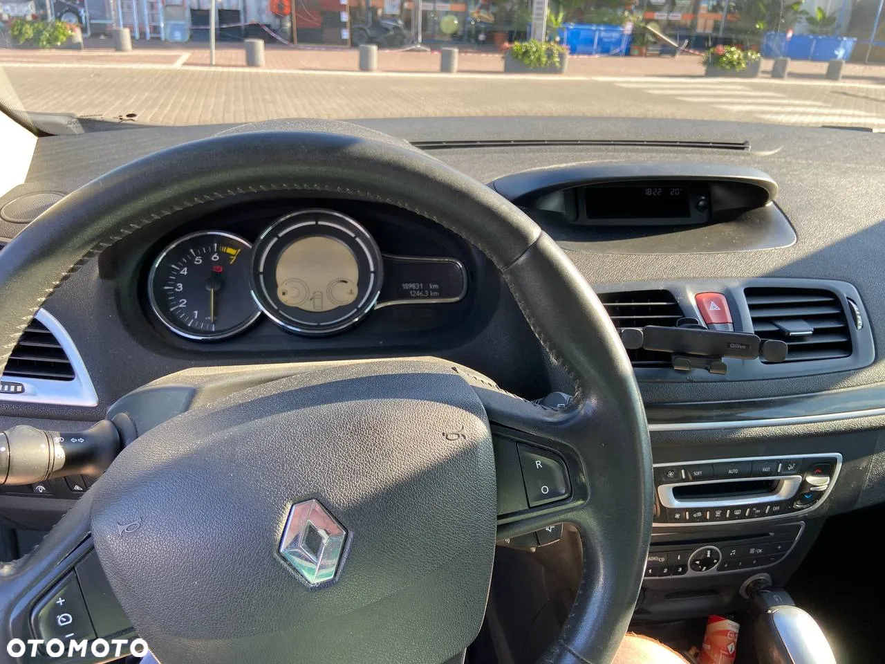 Renault Megane 2.0 16V Dynamique CVT - 16