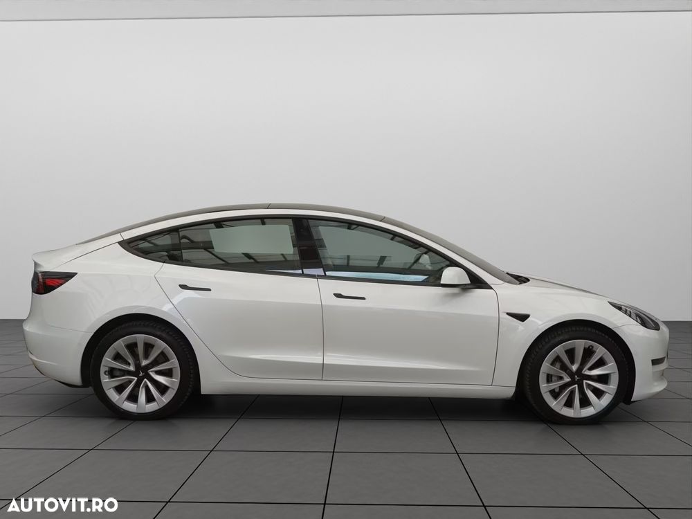 Tesla Model 3 Long Range AWD Premium - 17