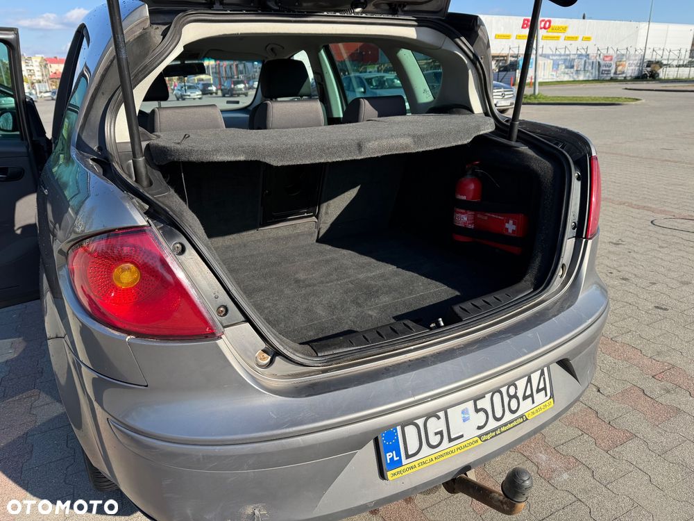 Seat Toledo 1.6 Reference - 21