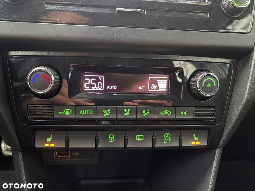 Skoda RAPID 1.0 TSI Style - 19