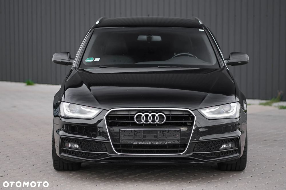 Audi A4 Avant 2.0 TDI DPF clean diesel S line Sportpaket - 2