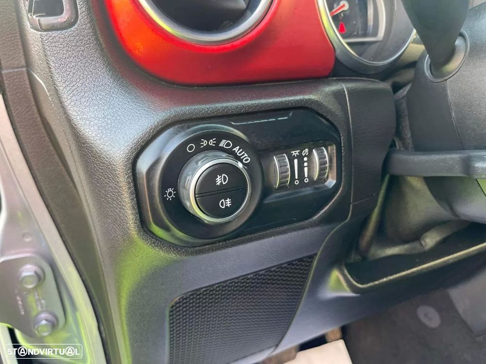 Jeep Wrangler Unlimited 2.2 CRD Rubicon AT - 7