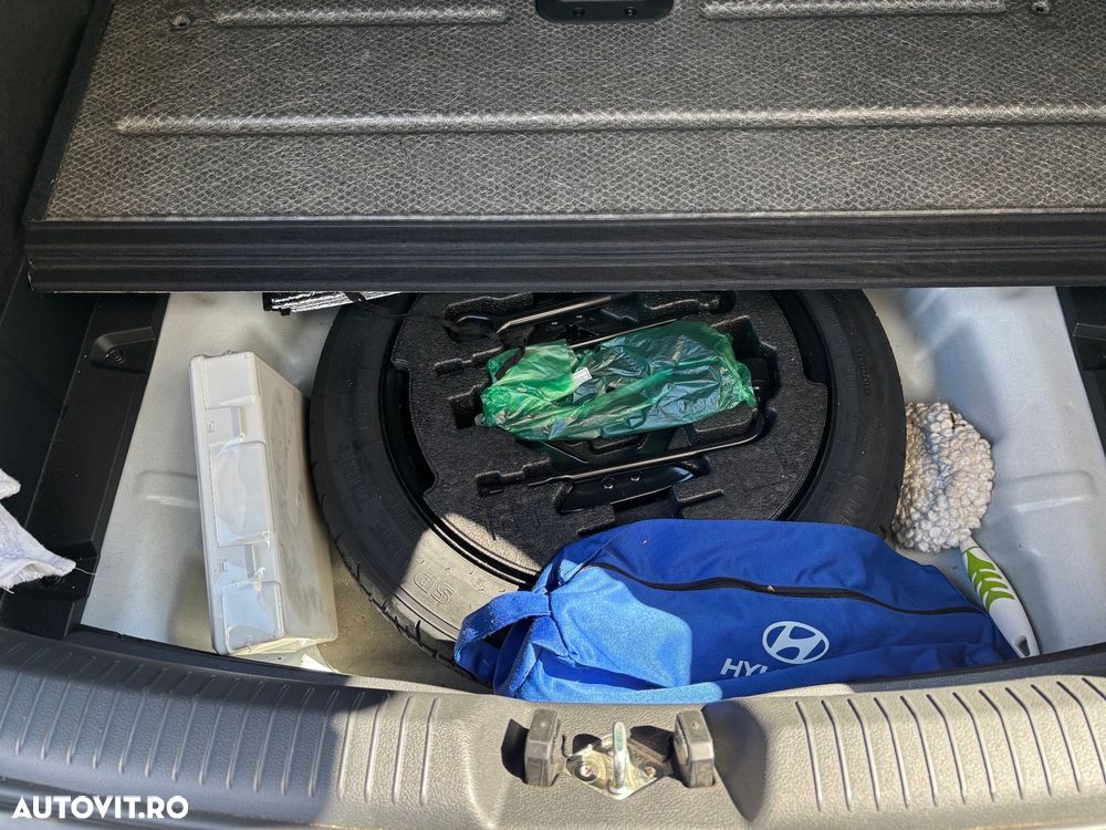 Hyundai i30 1.5 110CP 5DR M/T Highway - 27