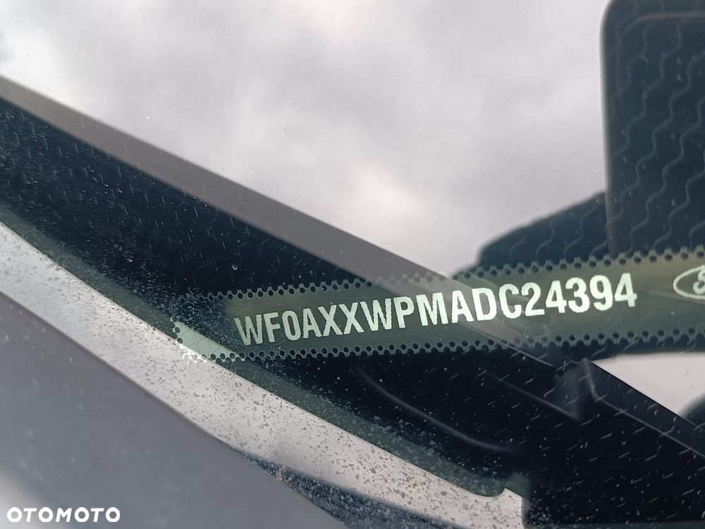 Ford Kuga 2.0 TDCi 4x4 Titanium - 36