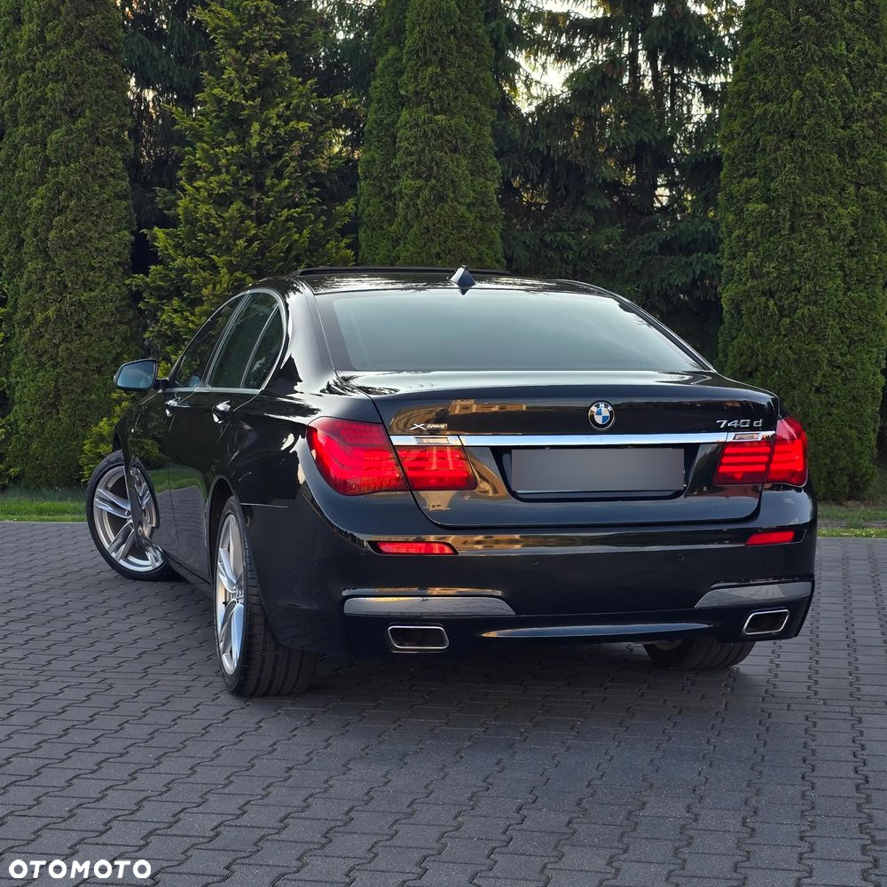 BMW Seria 7 740d xDrive - 10