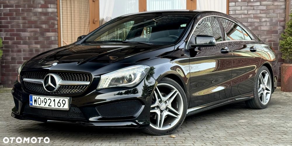 Mercedes-Benz CLA 180 7G-DCT AMG Line - 14