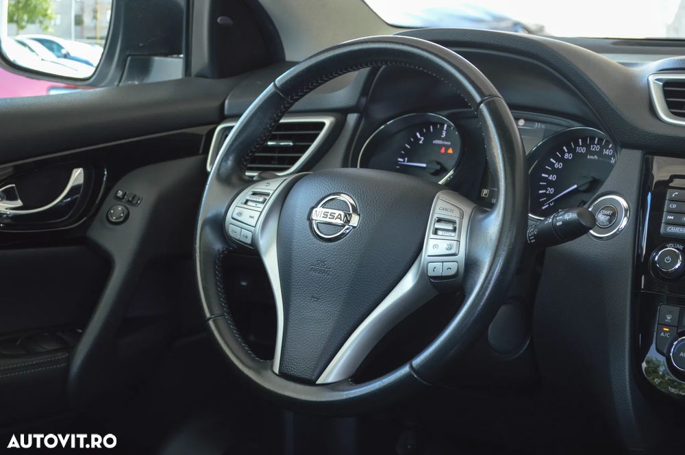 Nissan Qashqai 1.6 DCI Xtronic TEKNA - 34