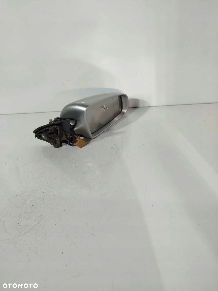LUSTERKO PRAWE PRZEDNIE AUDI A4 B7 5 PIN - 4