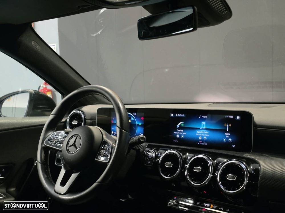 Mercedes-Benz A 180 Limousine d Business Solutions Aut. - 14