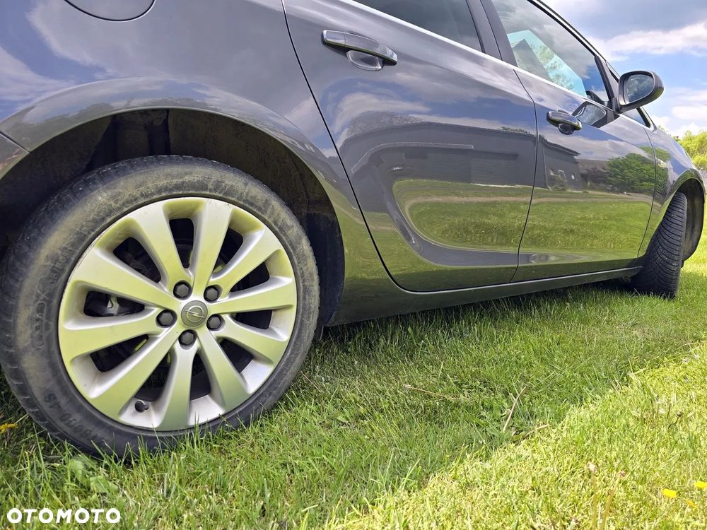 Opel Astra 1.4 Turbo Cosmo - 5