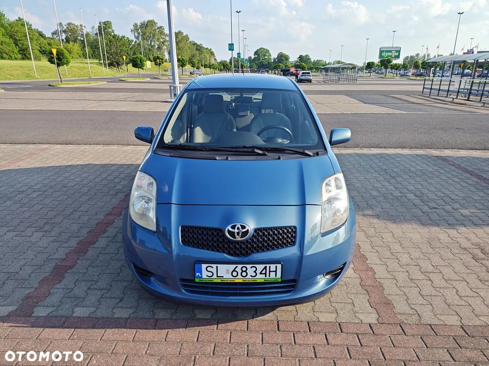 Toyota Yaris 1.3 Sol - 16