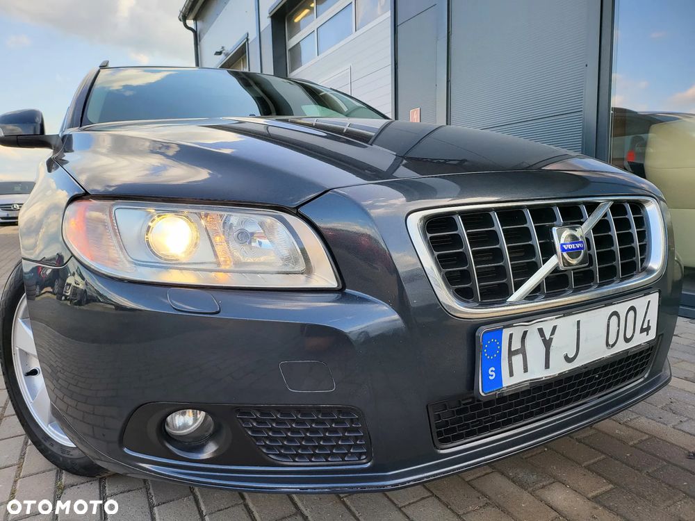 Volvo V70 2.5T Summum - 11