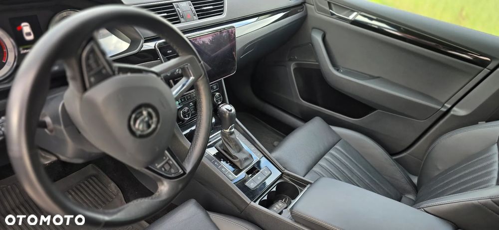 Skoda Superb 2.0 TSI 4x4 L&K DSG - 27