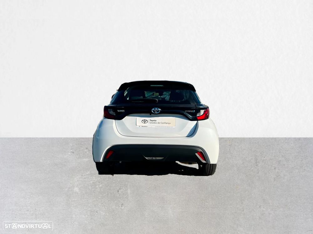 Toyota Yaris - 4