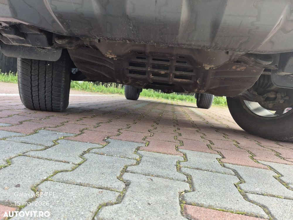 Toyota Hilux 2.8D 204CP 4x4 Double Cab AT Invincible - 7