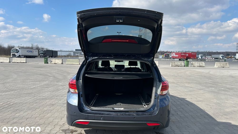 Hyundai i40 1.7 CRDi Business DCT - 24