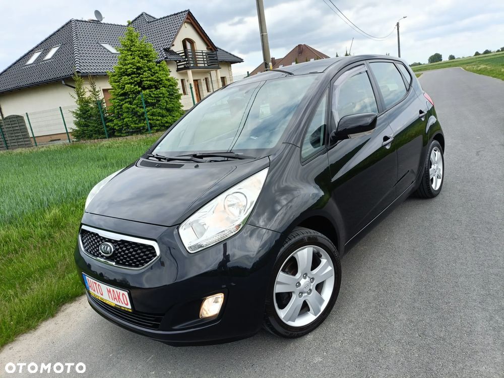 Kia Venga - 31