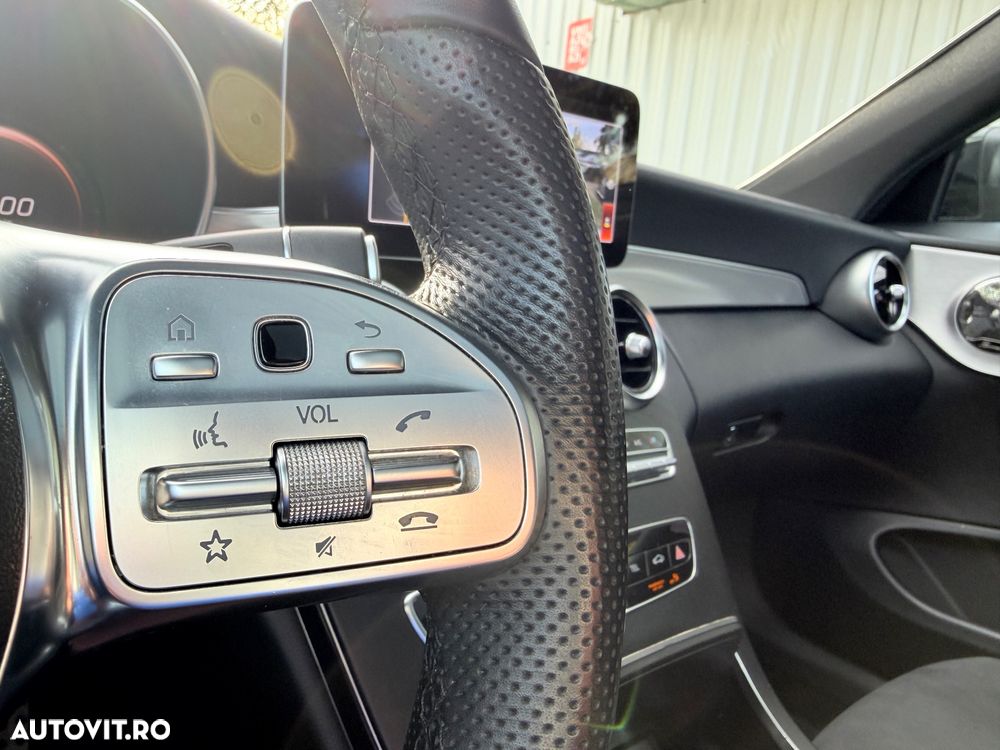 Mercedes-Benz C 220 d 4MATIC 9G-TRONIC AMG Line - 38