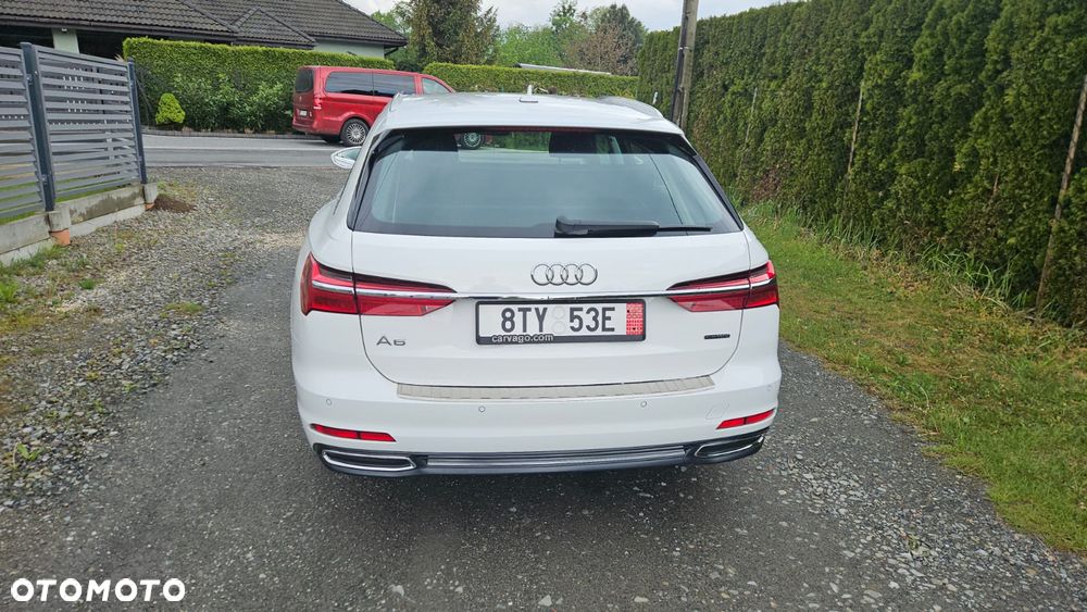 Audi A6 Avant 40 TDI quattro S tronic design - 4