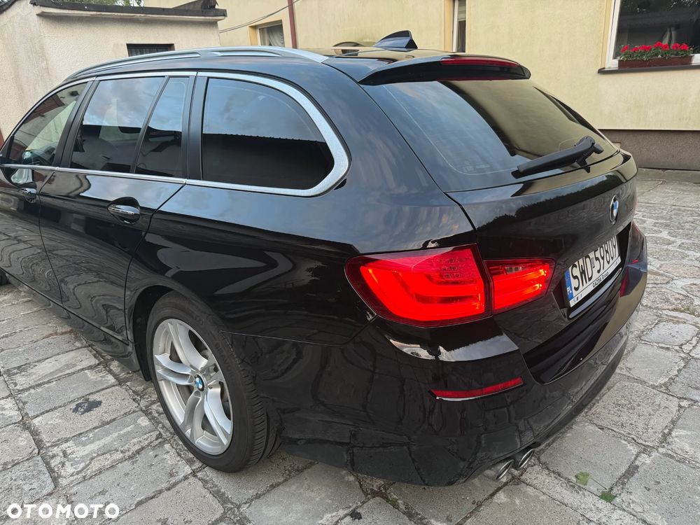 BMW Seria 5 530d xDrive - 9