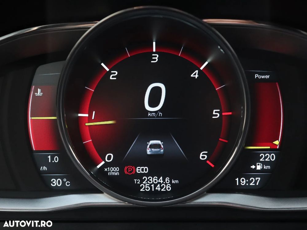 Volvo V60 D4 Geartronic - 12