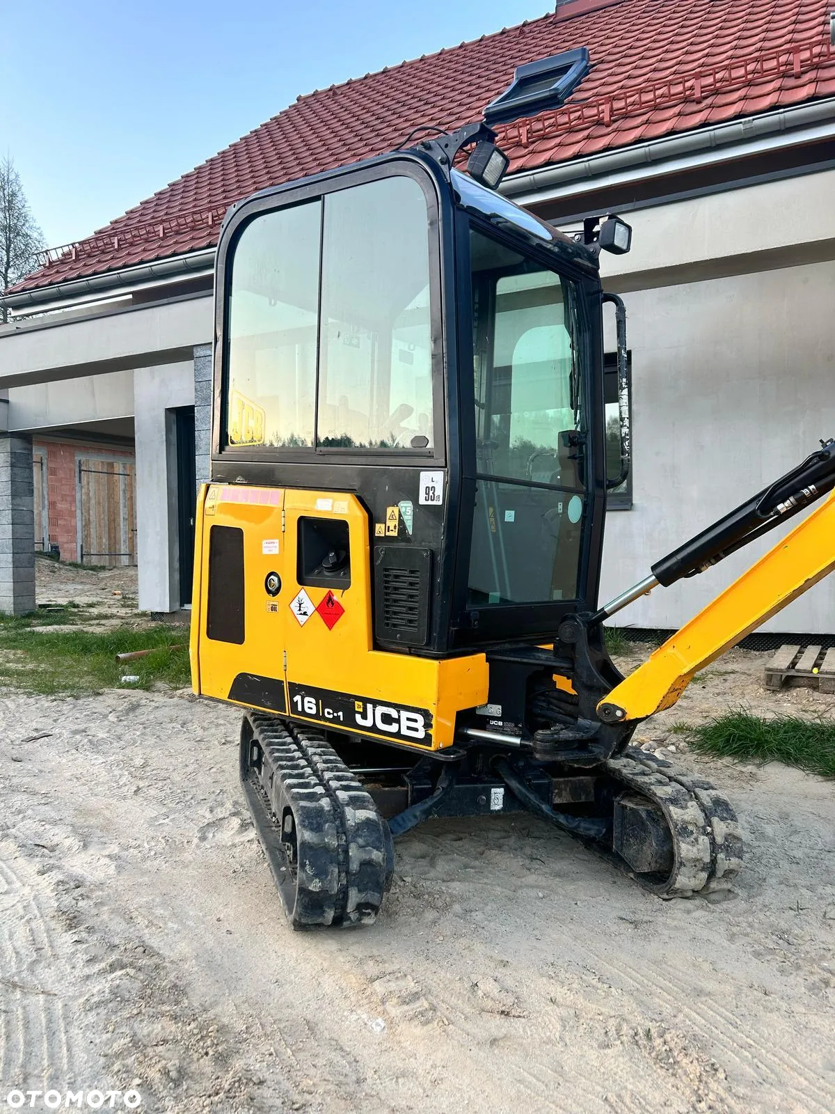 JCB 16C-1 - 3