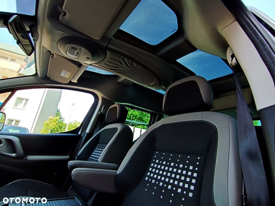 Citroën Berlingo Multispace VTi 120 Exclusive - 23