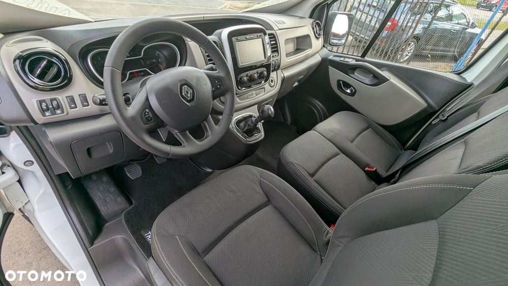Renault Trafic - 14