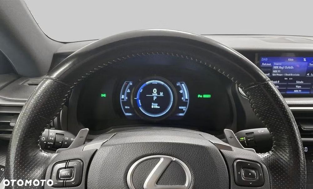 Lexus IS F SPORT - 14