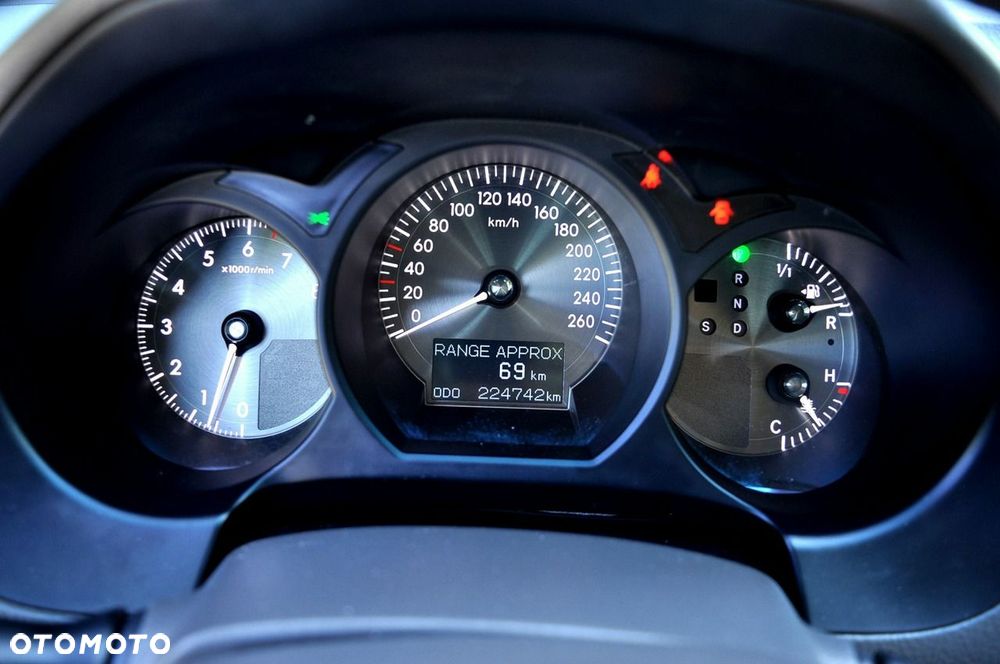 Lexus GS 300 Prestige + - 24