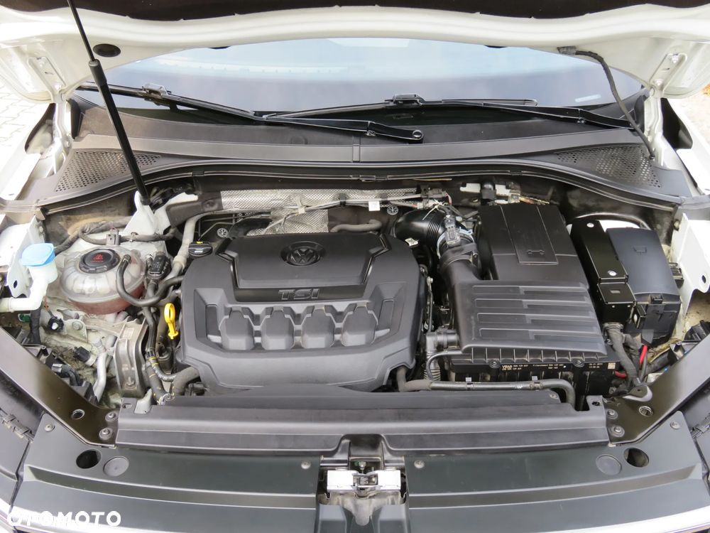 Volkswagen Tiguan Allspace - 15
