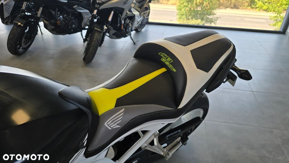 Honda CB - 13