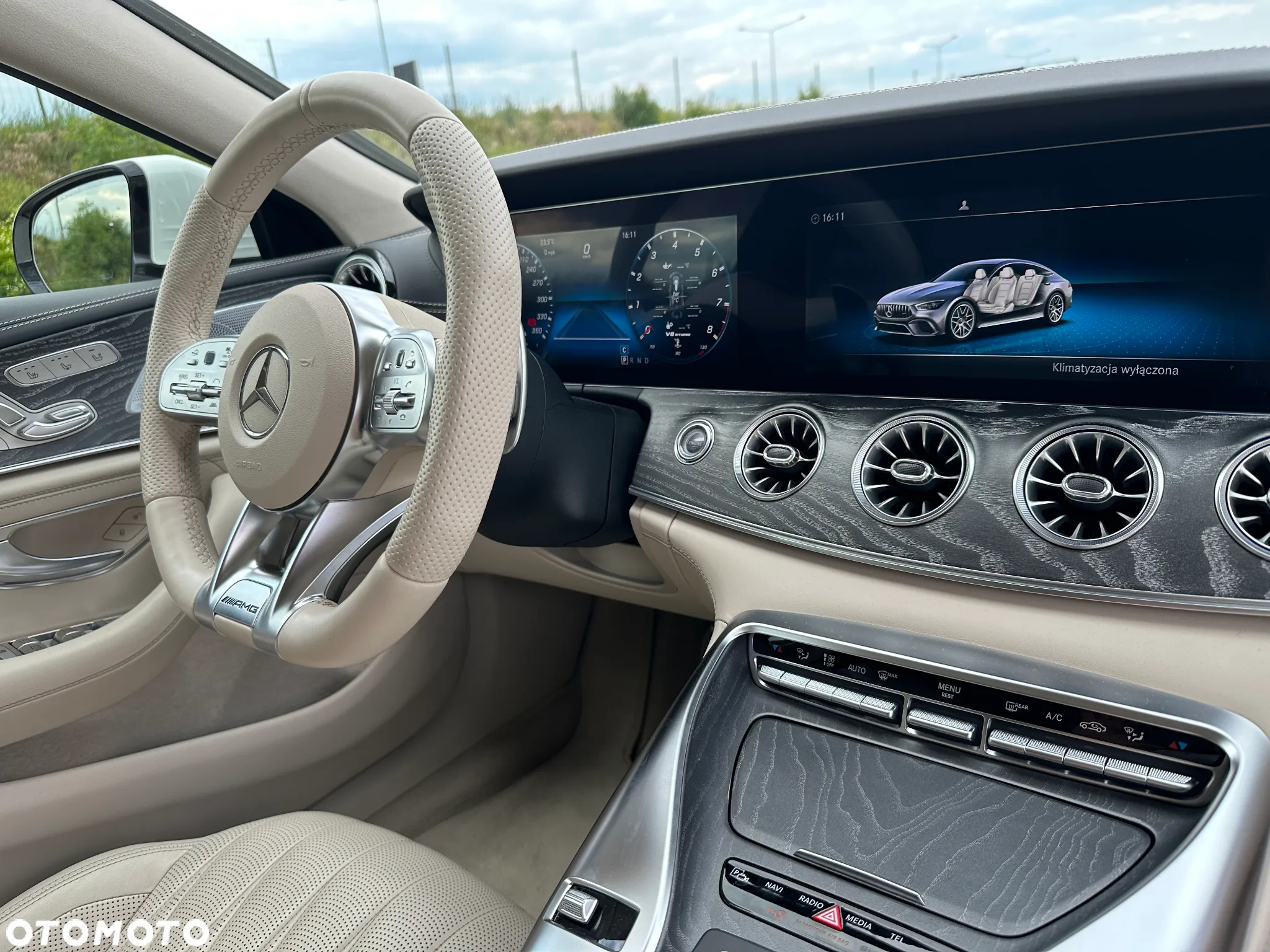 Mercedes-Benz AMG GT 63 4Matic+ Coupe Speedshift MCT 9G - 13