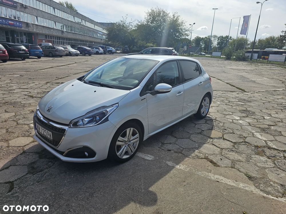 Peugeot 208 1.2 PureTech GPF Signature S&S - 1