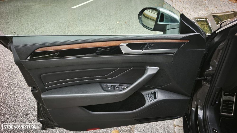 Volkswagen Arteon 1.4 TSI eHybrid Elegance — fotografia 33