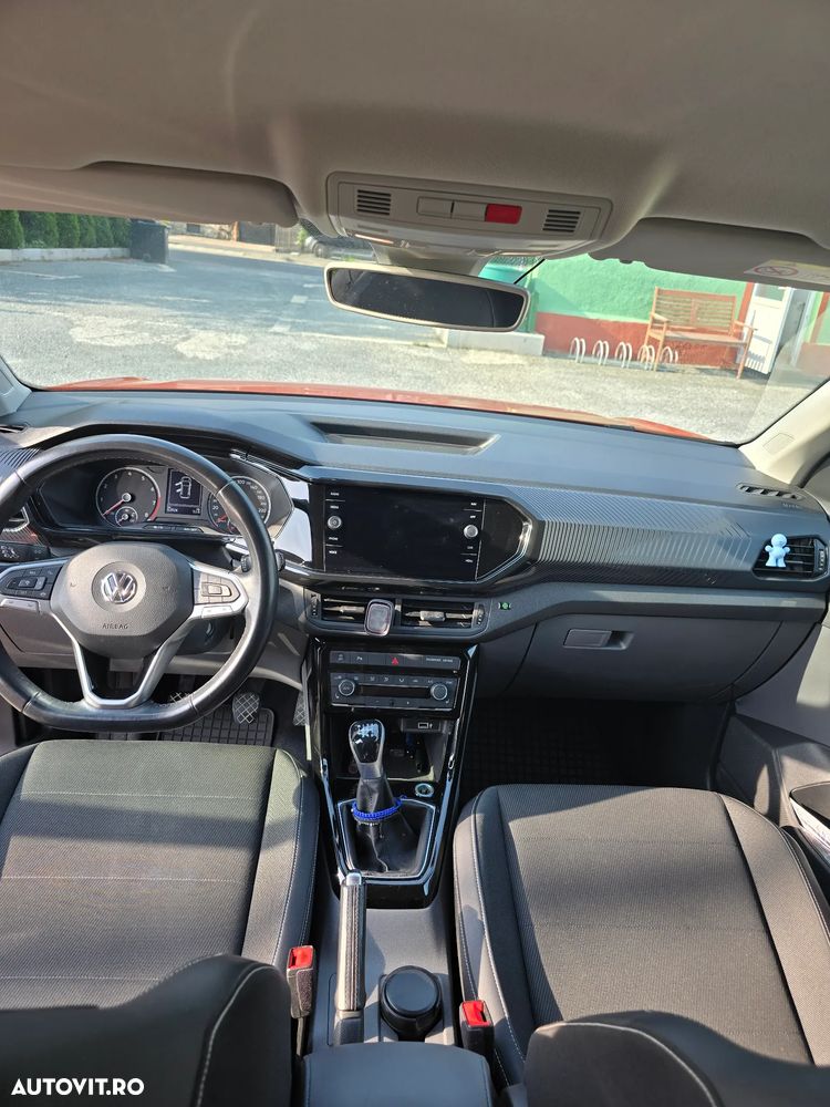 Volkswagen T-Cross - 4