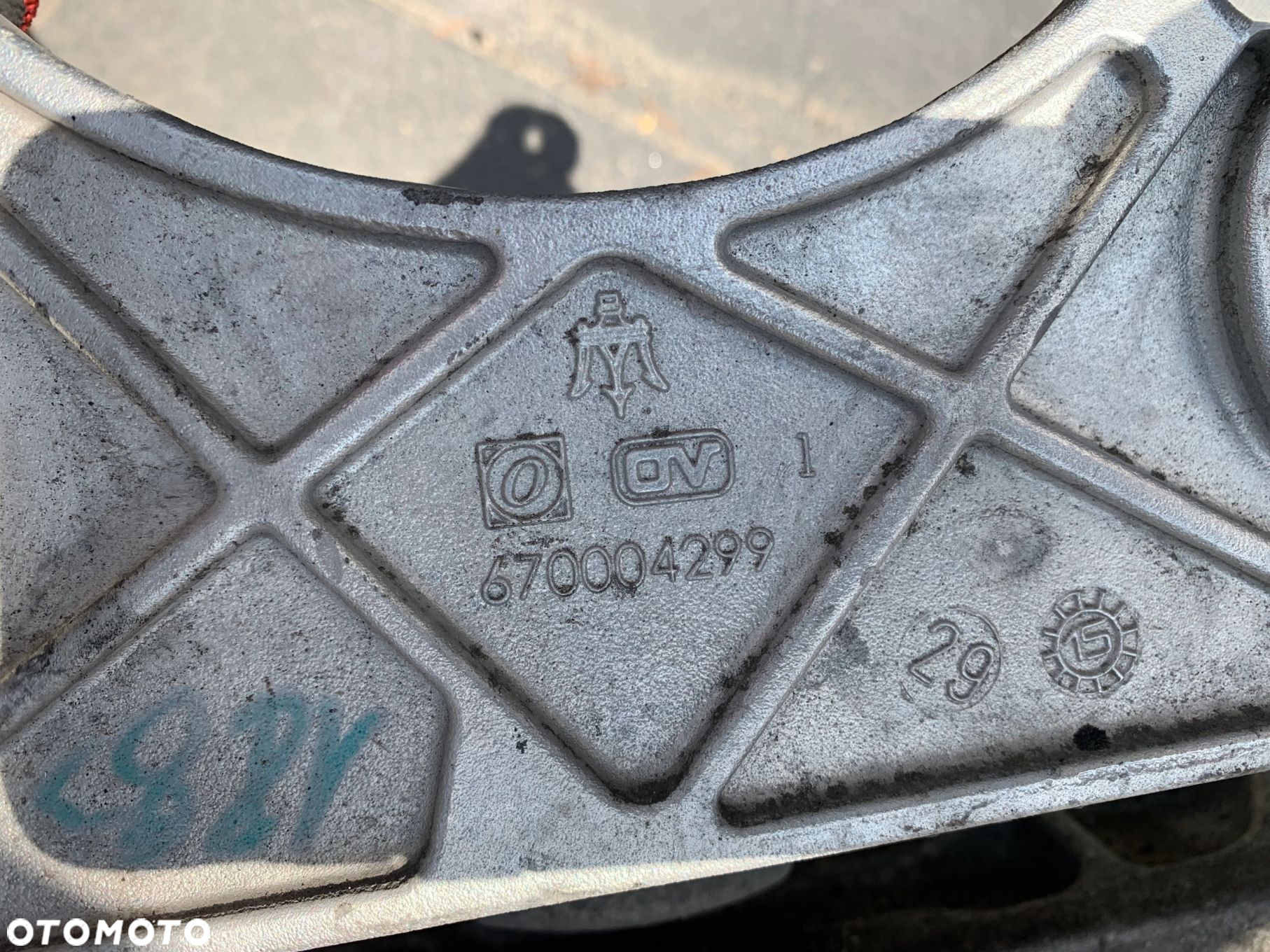 ŁAPA PODUSZKA SKRZYNI MASERATI GHIBLI III 3.0 D 670004299 - 5