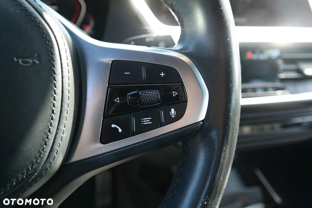 BMW Seria 1 - 24
