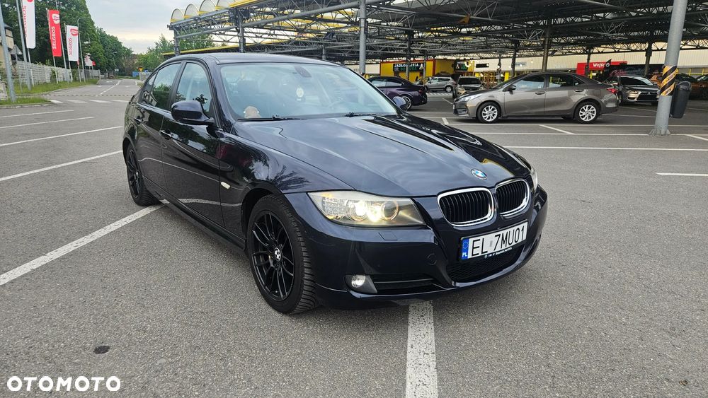 BMW Seria 3 320d DPF - 24