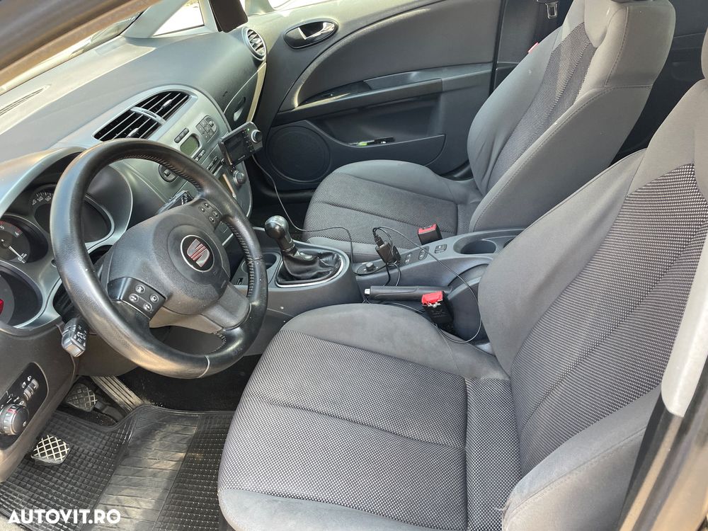 Seat Leon 1.9 TDI DPF Ecomotive Style - 13