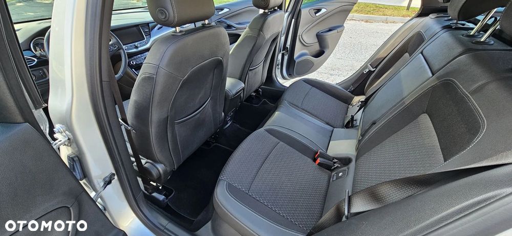 Opel Astra - 11