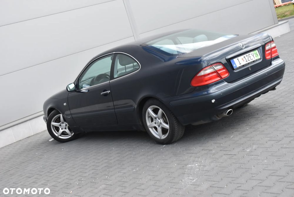 Mercedes-Benz CLK - 3