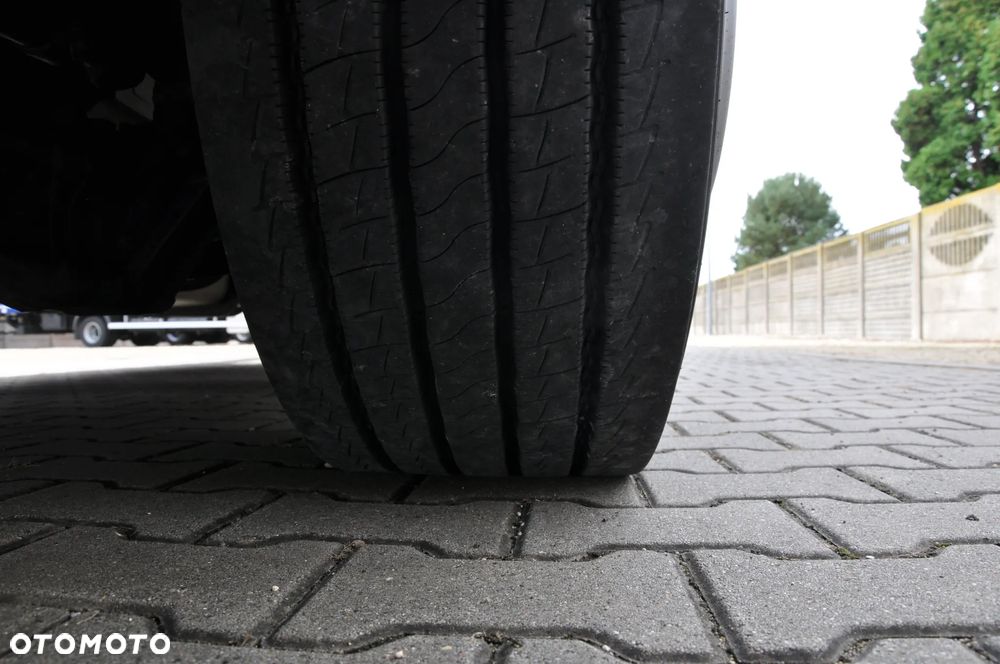 MAN TGX 18.430 XLX firana 7,40 - 12