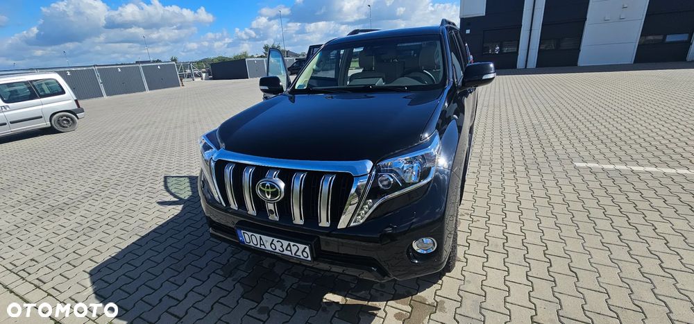 Toyota Land Cruiser VI (2010-2017) LC 2.8 D-4D Invincible, 2017