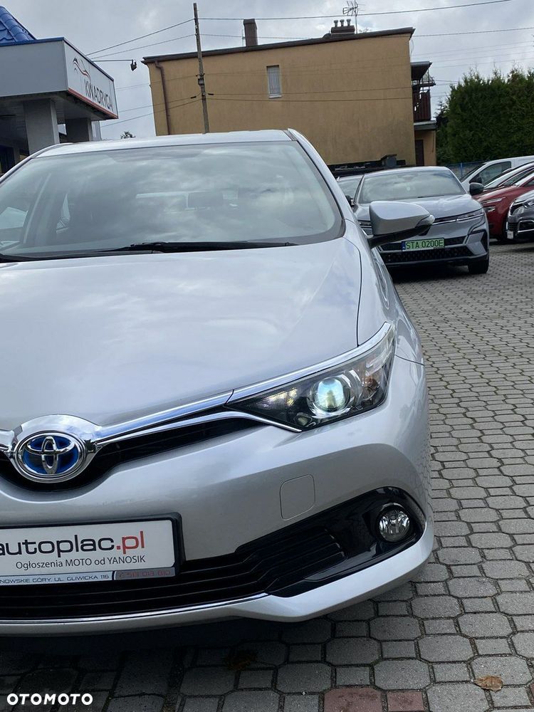 Toyota Auris - 11