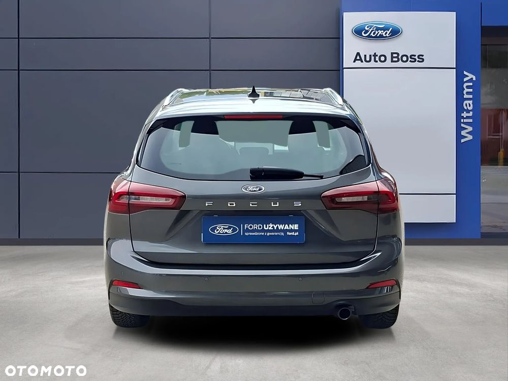 Ford Focus 1.0 EcoBoost Titanium - 4