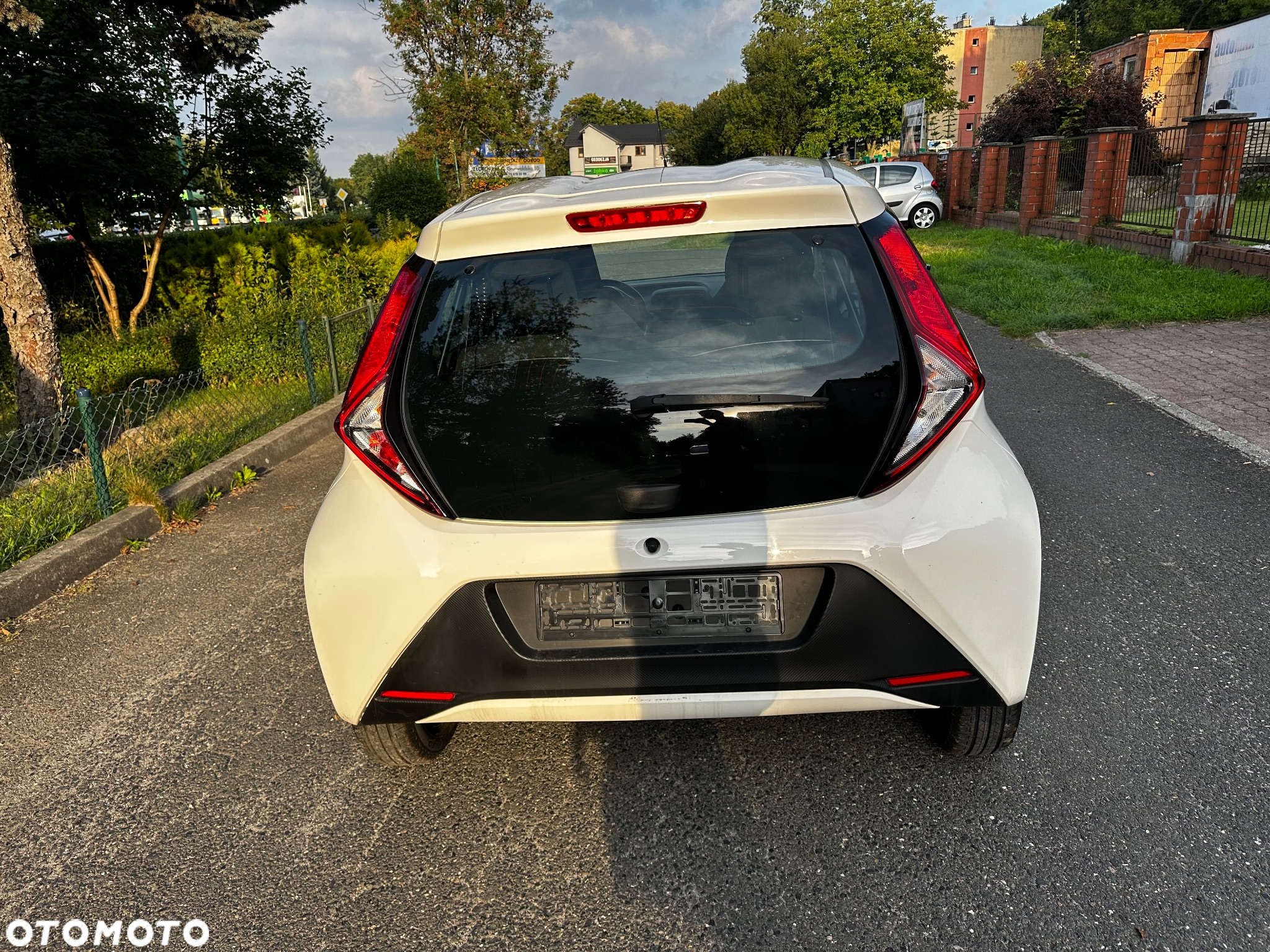 Toyota Aygo x - 12