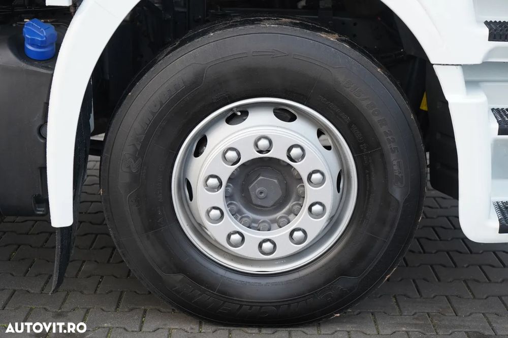 Iveco STRALIS 330 / LIVRARE - 7,4 M / 4 x 2 / EURO 6 - 19